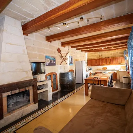 4 Bedroom Farmhouse With Private Pool In Gozo * Santa Luċija