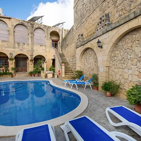 Casa vacanze 4 Bedroom Farmhouse With Private Pool In Gozo *