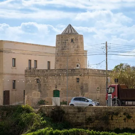 Casa vacanze 4 Bedroom Farmhouse With Private Pool In Gozo *